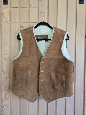 Vintage | Cowhide Sherpa Lined Western Vest | Size Large | Rodeo | Unisex